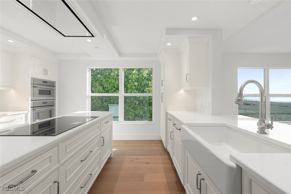 Sanibel, Florida, 33957, United States, 3 Bedrooms Bedrooms, ,3.5 BathroomsBathrooms,Residential,Forsale,2004792