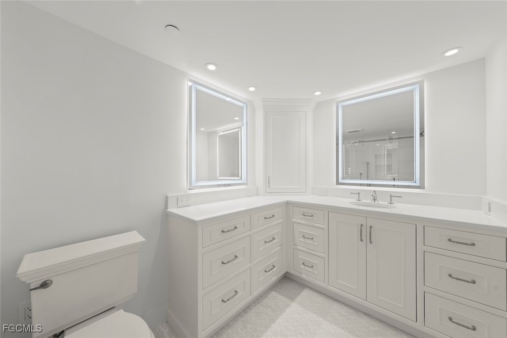 Sanibel, Florida, 33957, United States, 3 Bedrooms Bedrooms, ,3.5 BathroomsBathrooms,Residential,Forsale,2004792