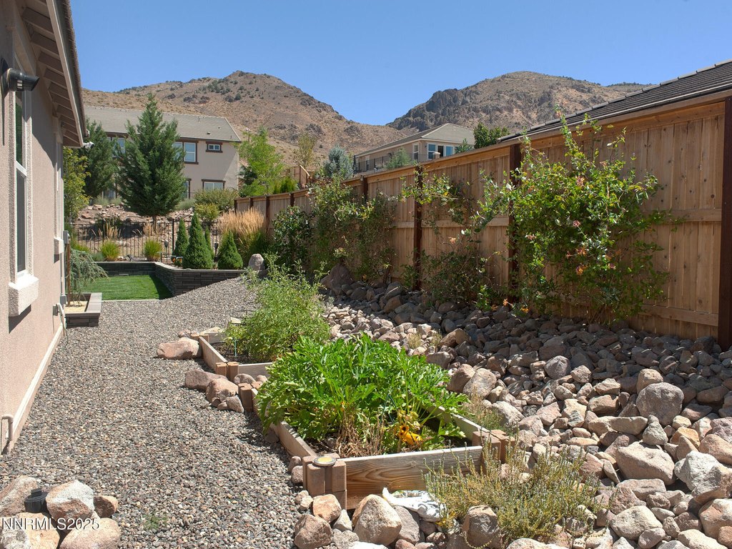 Reno, Nevada, 89521, United States, 3 Bedrooms Bedrooms, ,2.5 BathroomsBathrooms,Residential,Forsale,2012840