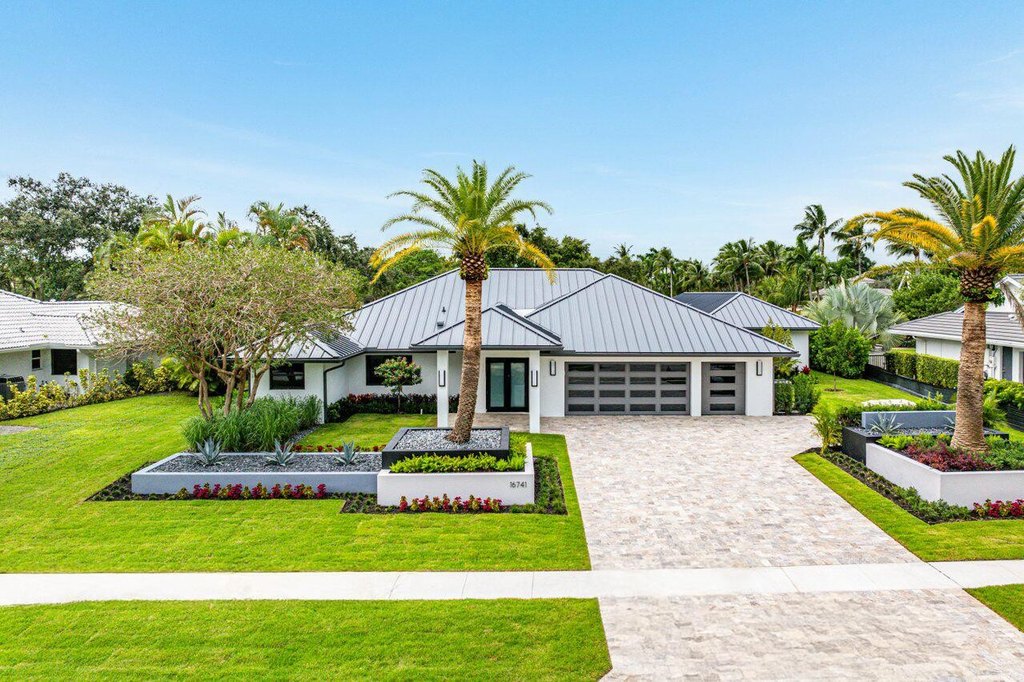 Delray Beach, Florida, 33445, United States, 4 Bedrooms Bedrooms, ,4.5 BathroomsBathrooms,Residential,Forsale,1952520