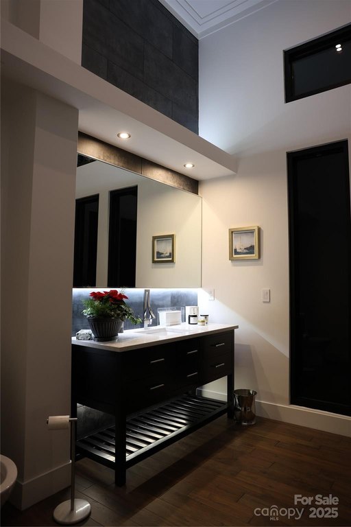 Asheville, North Carolina, 28804, United States, 3 Bedrooms Bedrooms, ,3.5 BathroomsBathrooms,Residential,Forsale,2011989