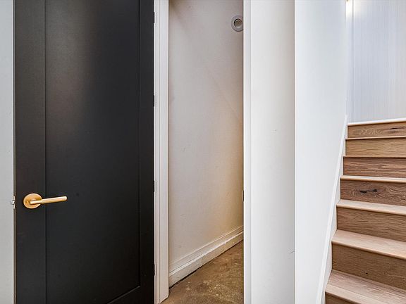 Healdsburg, California, 95448, United States, 5 Bedrooms Bedrooms, ,4 BathroomsBathrooms,Residential,Forsale,2004748