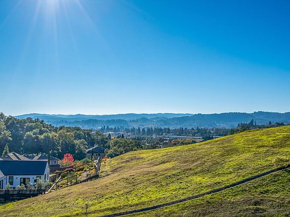 Healdsburg, California, 95448, United States, 5 Bedrooms Bedrooms, ,4 BathroomsBathrooms,Residential,Forsale,2004748