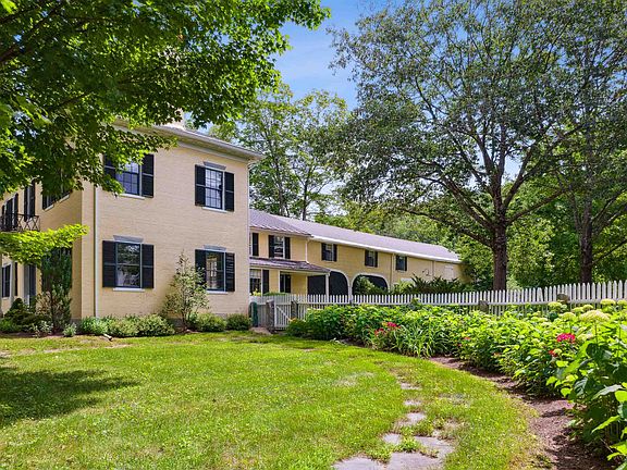 Orford, New Hampshire, 03777, United States, 6 Bedrooms Bedrooms, ,4 BathroomsBathrooms,Residential,Forsale,2004855