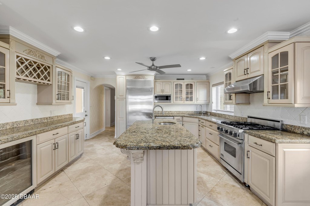 New Smyrna Beach, Florida, 32169, United States, 5 Bedrooms Bedrooms, ,6 BathroomsBathrooms,Residential,Forsale,2007413