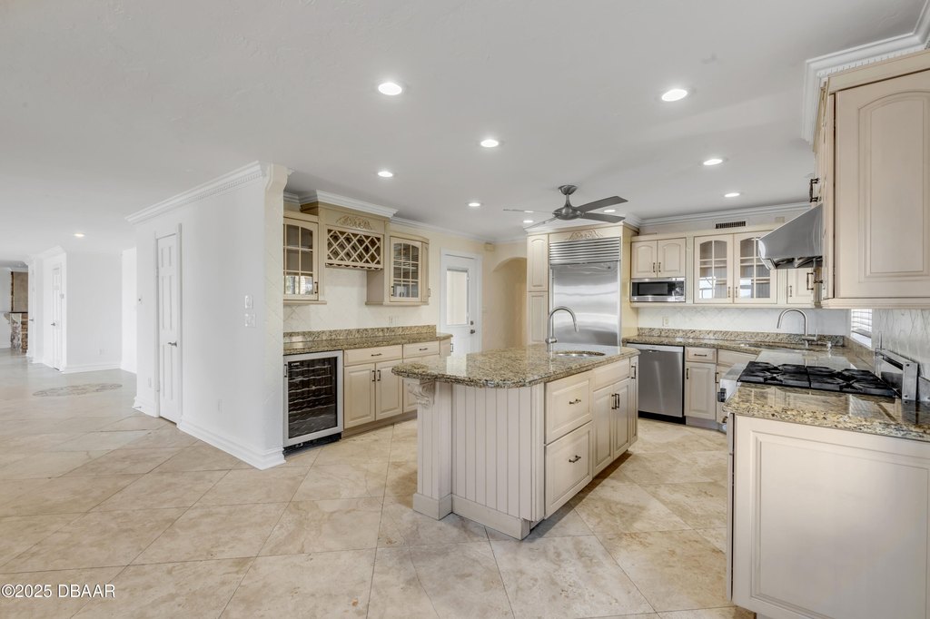 New Smyrna Beach, Florida, 32169, United States, 5 Bedrooms Bedrooms, ,6 BathroomsBathrooms,Residential,Forsale,2007413