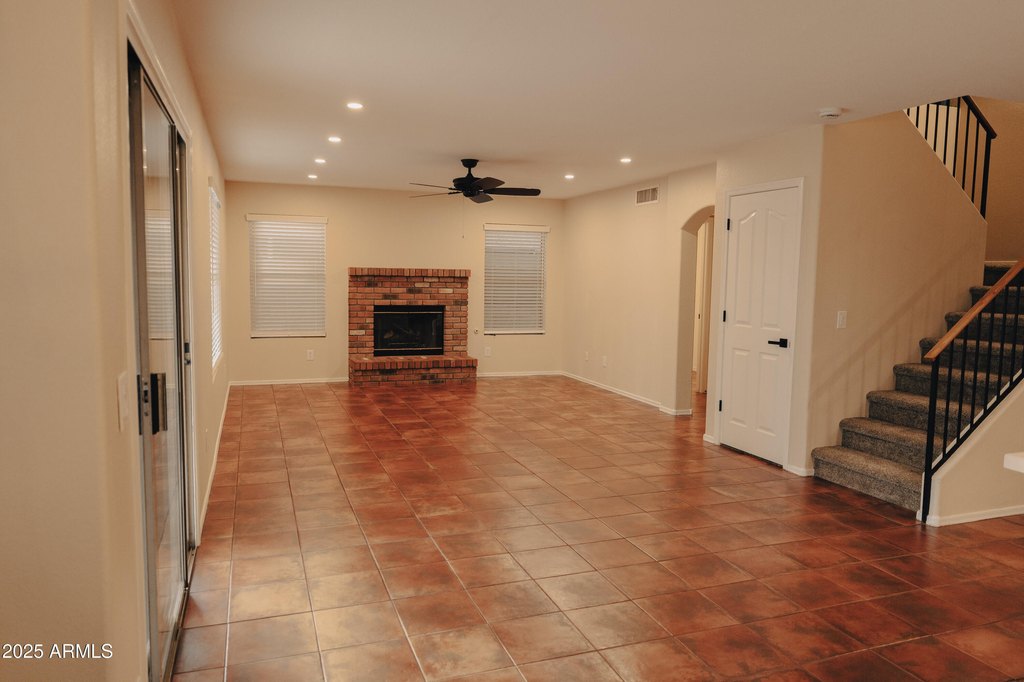 Phoenix, Arizona, 85050, United States, 4 Bedrooms Bedrooms, ,2.5 BathroomsBathrooms,Residential,Forsale,2004922