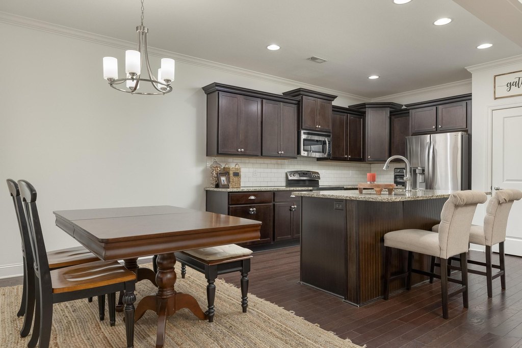 Hixson, Tennessee, 37343, United States, 4 Bedrooms Bedrooms, ,3 BathroomsBathrooms,Residential,Forsale,2009575