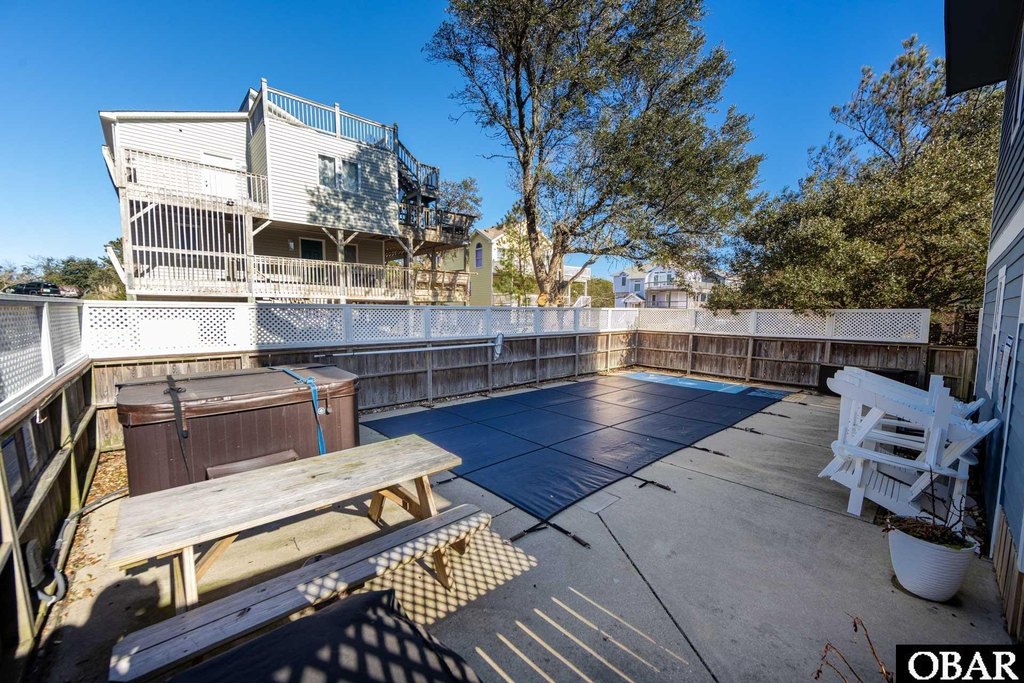 Corolla, North Carolina, 27927, United States, 5 Bedrooms Bedrooms, ,3 BathroomsBathrooms,Residential,Forsale,2010251