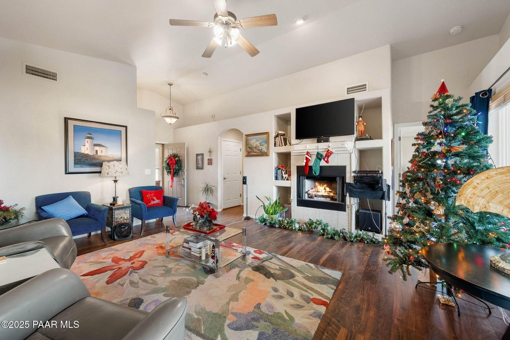 Prescott, Arizona, 86301, United States, 3 Bedrooms Bedrooms, ,4 BathroomsBathrooms,Residential,Forsale,2011279