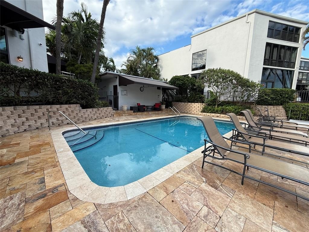 Fort Lauderdale, Florida, 33308, United States, 2 Bedrooms Bedrooms, ,2.5 BathroomsBathrooms,Residential,Forsale,1968239