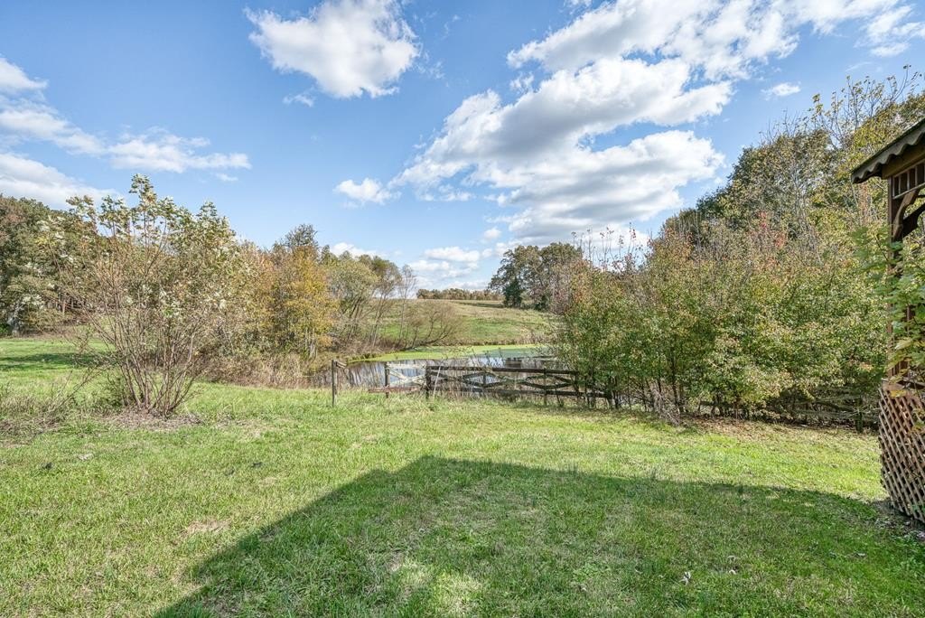 Monroe, Tennessee, 38573, United States, 3 Bedrooms Bedrooms, ,1.5 BathroomsBathrooms,Residential,Forsale,2010937