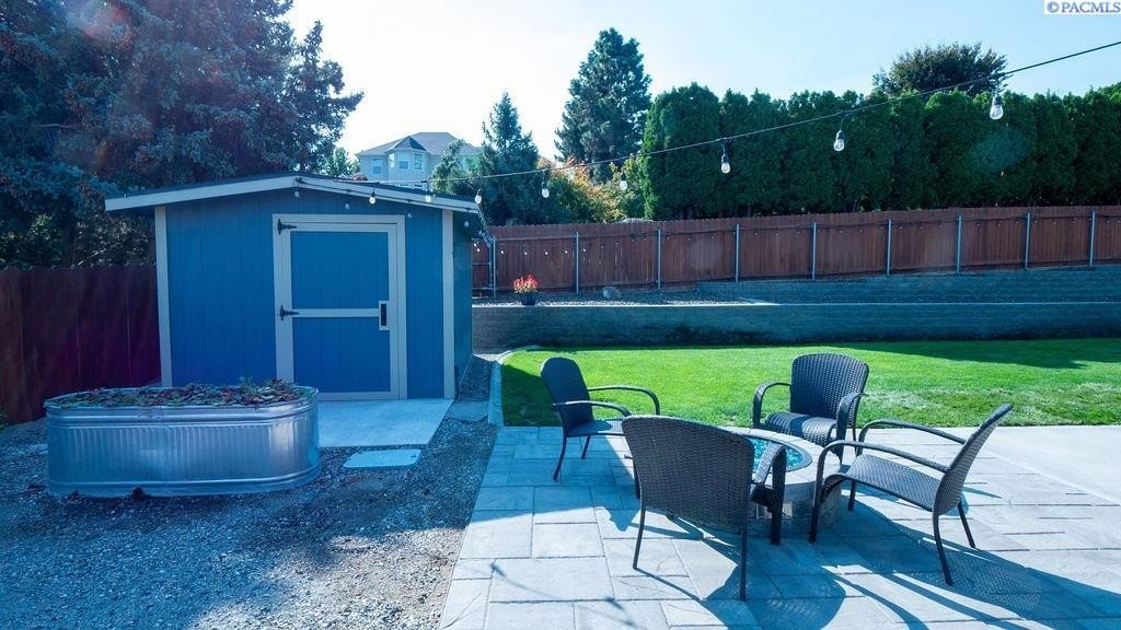 Richland, Washington, 99352, United States, 4 Bedrooms Bedrooms, ,2.5 BathroomsBathrooms,Residential,Forsale,1964558