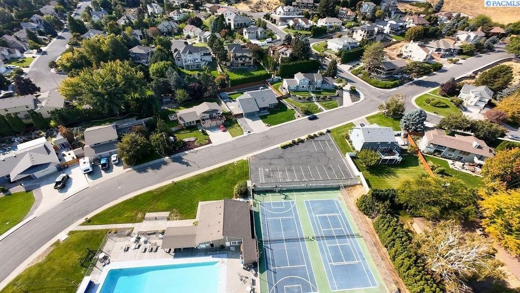 Richland, Washington, 99352, United States, 4 Bedrooms Bedrooms, ,2.5 BathroomsBathrooms,Residential,Forsale,1964558