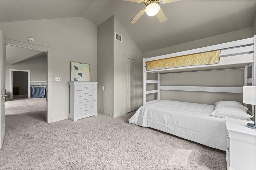 Montgomery, Texas, 77316, United States, 5 Bedrooms Bedrooms, ,3 BathroomsBathrooms,Residential,Forsale,1973417