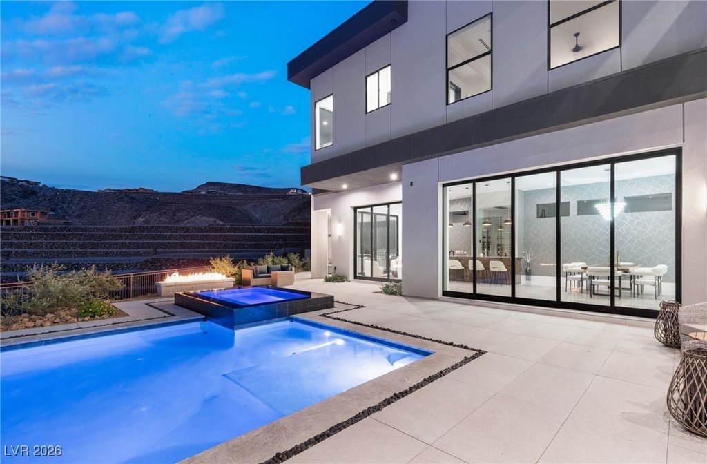 Henderson, Nevada, 89012, United States, 5 Bedrooms Bedrooms, ,5.5 BathroomsBathrooms,Residential,Forsale,2011990