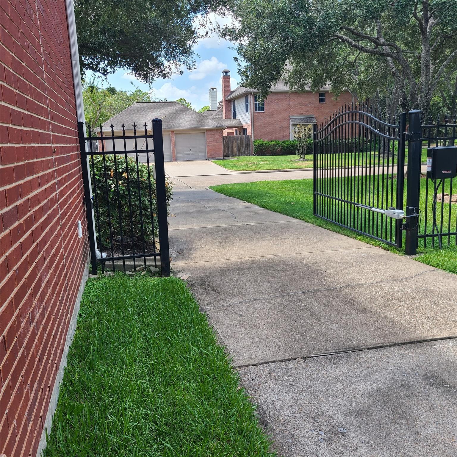 Houston, Texas, 77094, United States, 4 Bedrooms Bedrooms, ,3 BathroomsBathrooms,Residential,Forsale,1954122