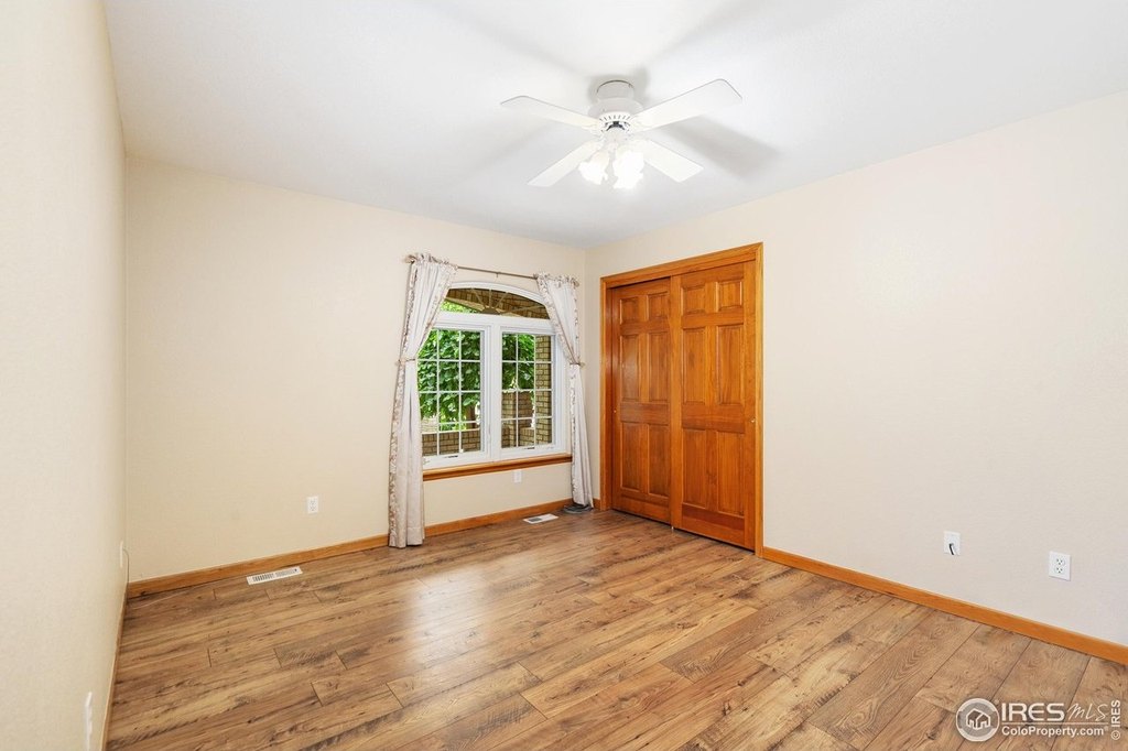 Loveland, Colorado, 80537, United States, 5 Bedrooms Bedrooms, ,3.5 BathroomsBathrooms,Residential,Forsale,1967203