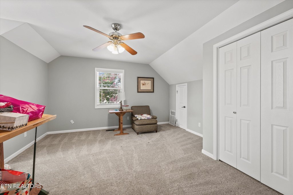 Maryville, Tennessee, 37801, United States, 3 Bedrooms Bedrooms, ,2.5 BathroomsBathrooms,Residential,Forsale,1910242