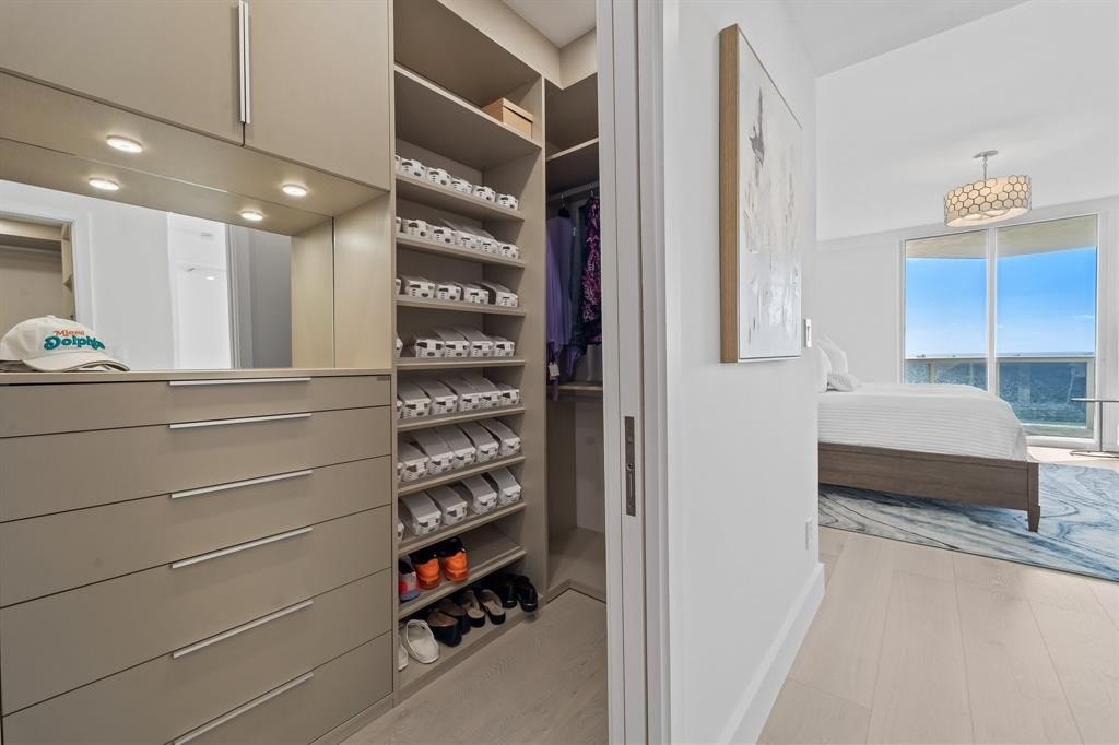 Fort Lauderdale, Florida, 33308, United States, 2 Bedrooms Bedrooms, ,2.5 BathroomsBathrooms,Residential,Forsale,1968240