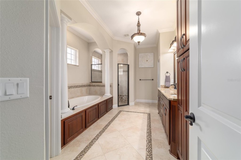 OCALA, Florida, 34480, United States, 4 Bedrooms Bedrooms, ,3 BathroomsBathrooms,Residential,Forsale,2009538