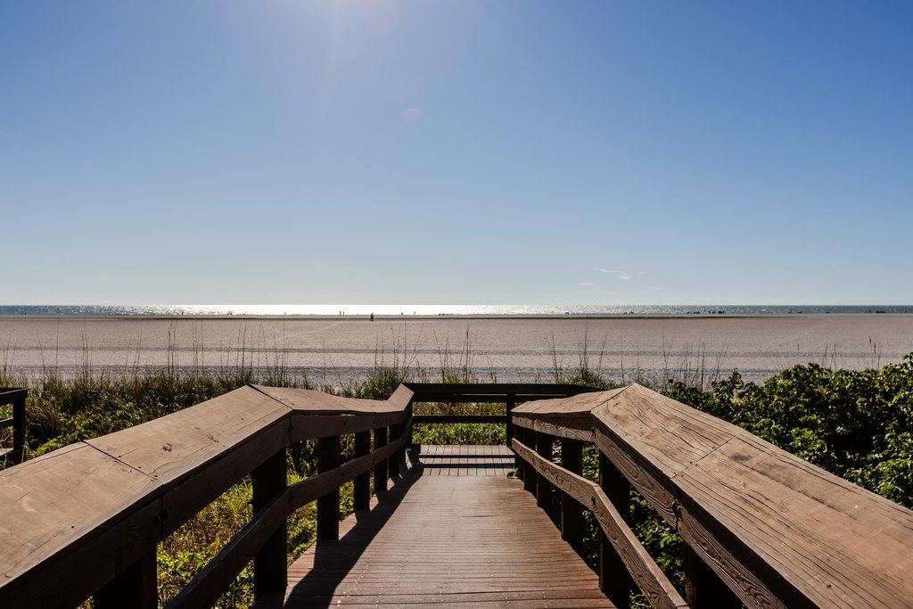 Marco Island, Florida, 34145, United States, 2 Bedrooms Bedrooms, ,2 BathroomsBathrooms,Residential,Forsale,1971920