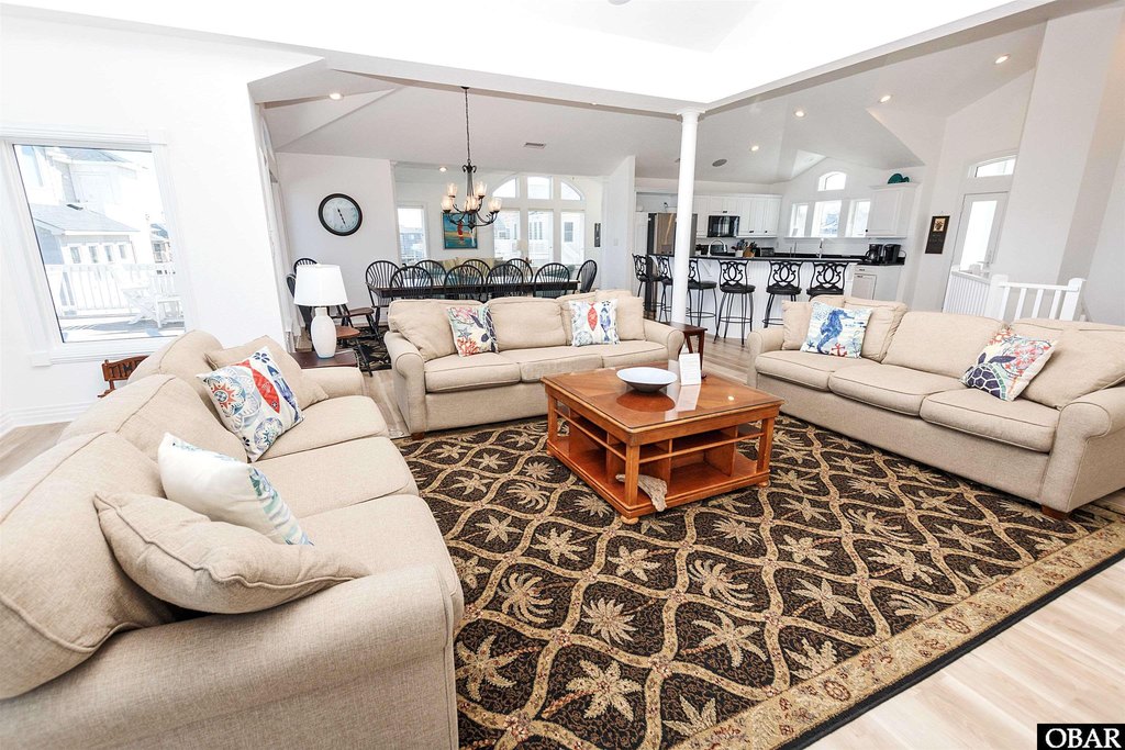 Duck, North Carolina, 27949, United States, 8 Bedrooms Bedrooms, ,7.5 BathroomsBathrooms,Residential,Forsale,1993781