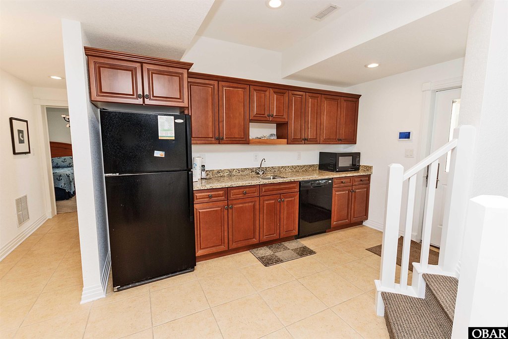 Duck, North Carolina, 27949, United States, 8 Bedrooms Bedrooms, ,7.5 BathroomsBathrooms,Residential,Forsale,1993781