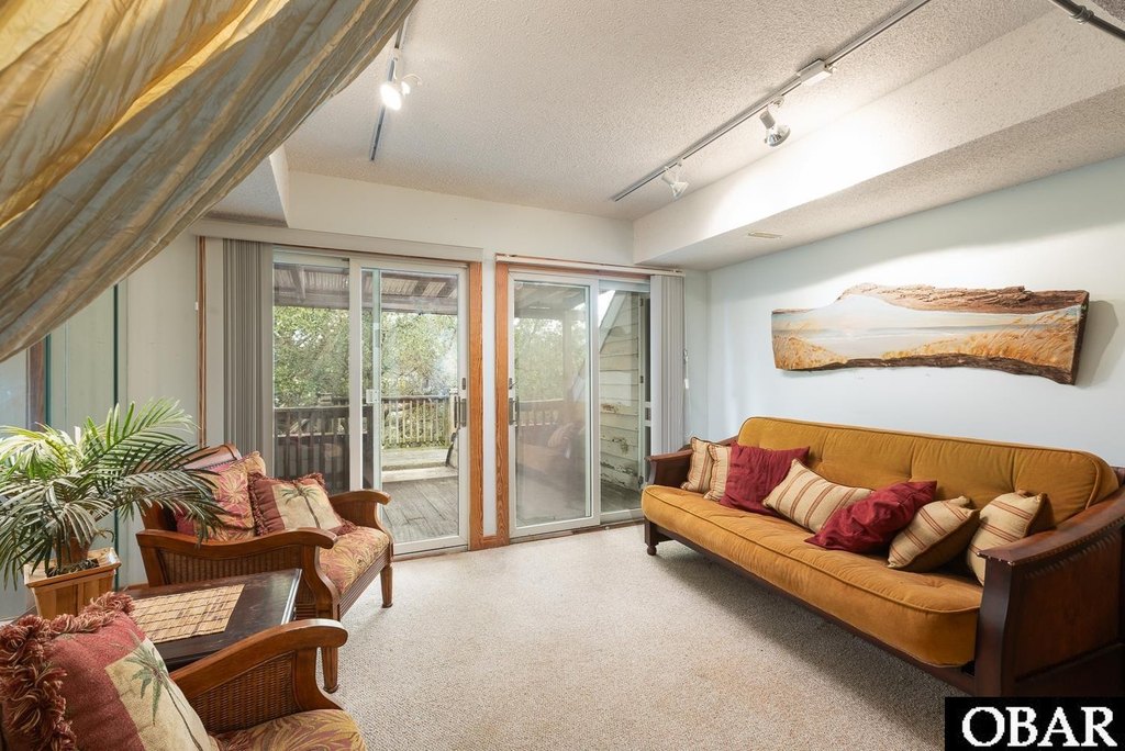 Corolla, North Carolina, 27927, United States, 4 Bedrooms Bedrooms, ,2.5 BathroomsBathrooms,Residential,Forsale,1964355