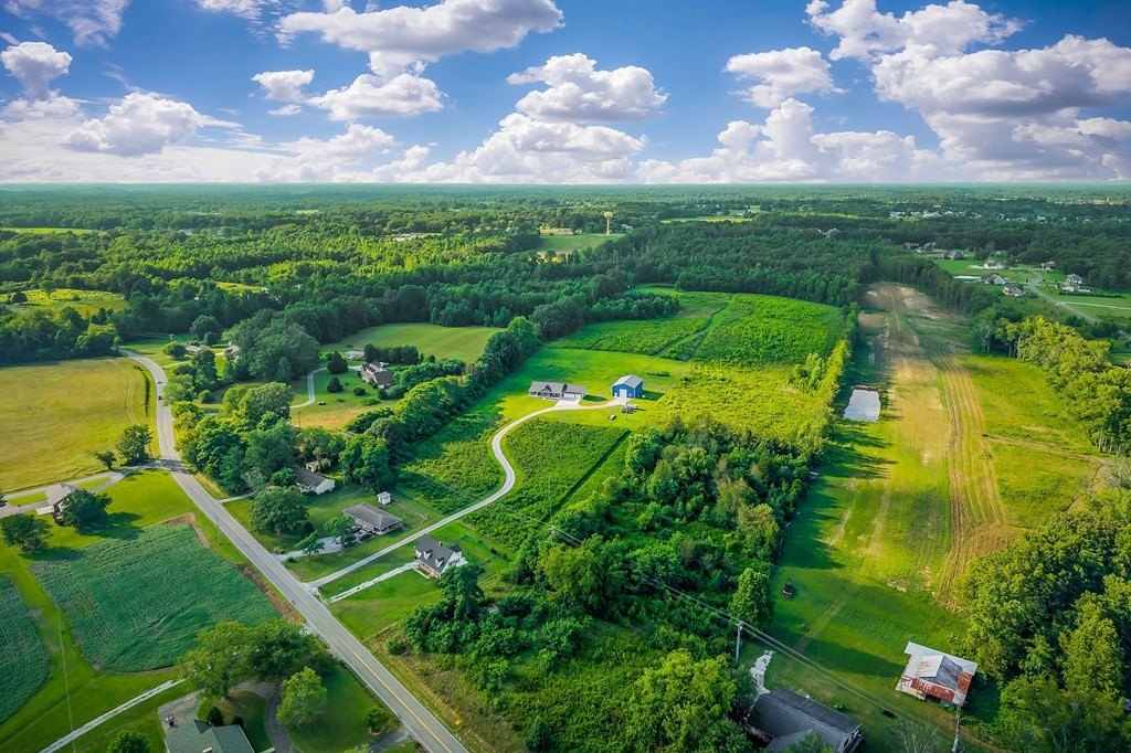 COOKEVILLE, Tennessee, 38501, United States, 3 Bedrooms Bedrooms, ,3 BathroomsBathrooms,Residential,Forsale,1952670