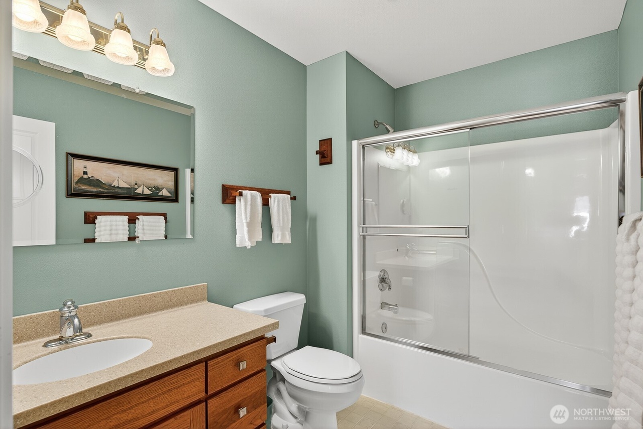 Anacortes, Washington, 98221, United States, 3 Bedrooms Bedrooms, ,2 BathroomsBathrooms,Residential,Forsale,1965872