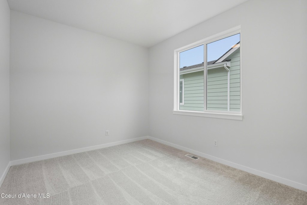 Coeur d'Alene, Idaho, 83815, United States, 4 Bedrooms Bedrooms, ,3 BathroomsBathrooms,Residential,Forsale,1984592