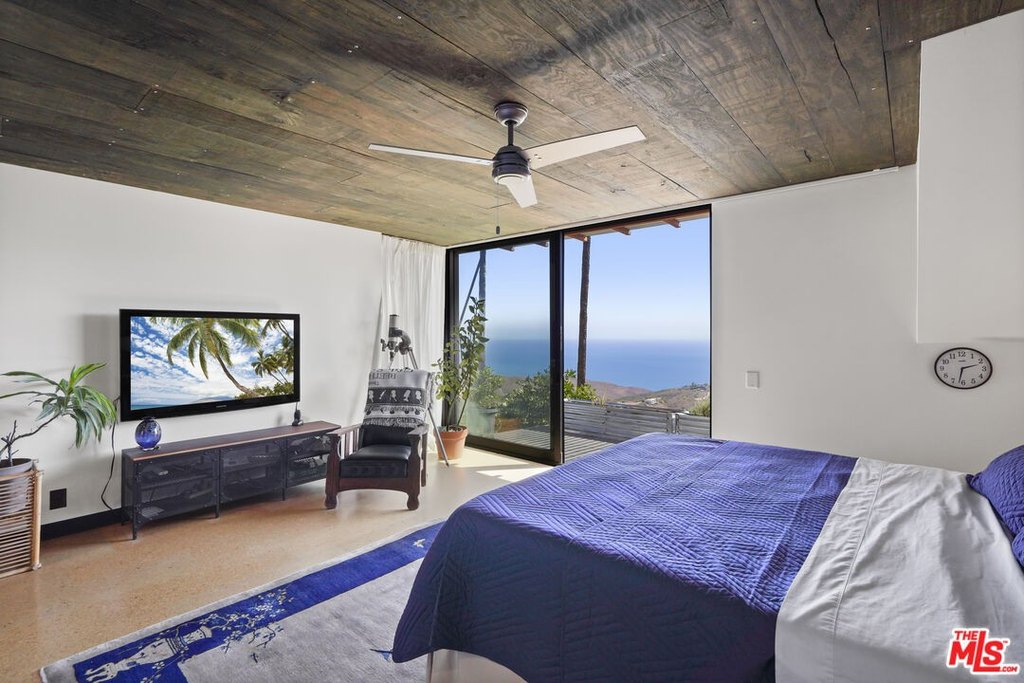 Malibu, California, 90265, United States, 3 Bedrooms Bedrooms, ,2.5 BathroomsBathrooms,Residential,Forsale,2001436