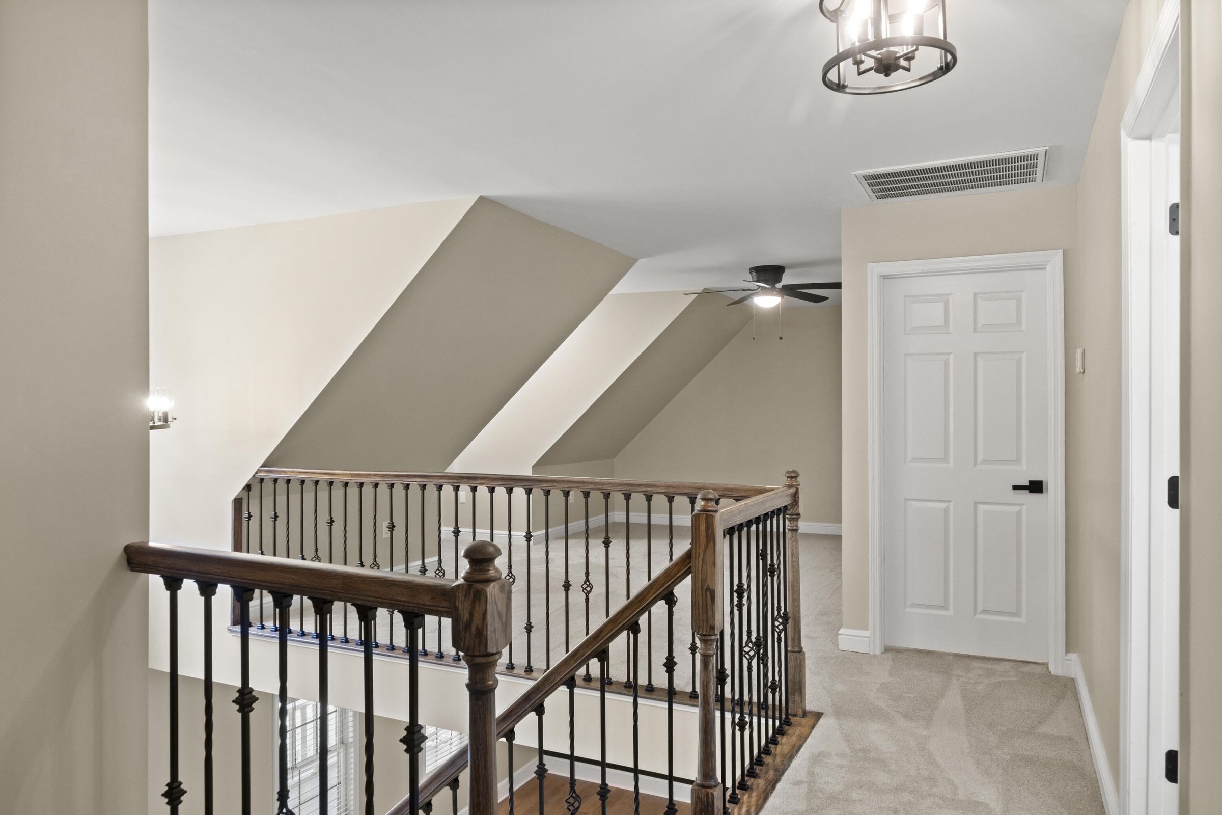 Flintstone, Georgia, 30725, United States, 5 Bedrooms Bedrooms, ,3 BathroomsBathrooms,Residential,Forsale,1963596