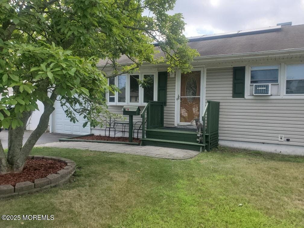 Brick, New Jersey, 08724, United States, 3 Bedrooms Bedrooms, ,2 BathroomsBathrooms,Residential,Forsale,1994035