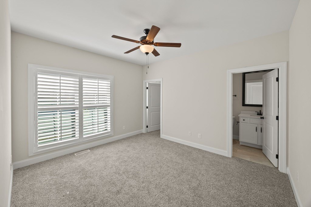 Cookeville, Tennessee, 38501, United States, 3 Bedrooms Bedrooms, ,3 BathroomsBathrooms,Residential,Forsale,1968519