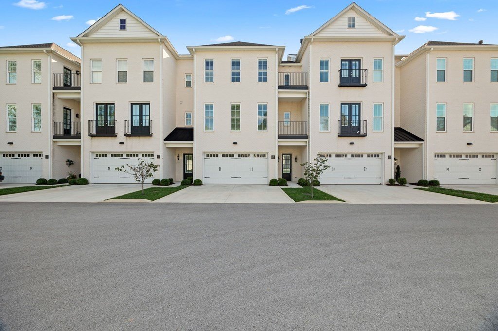 Cookeville, Tennessee, 38501, United States, 3 Bedrooms Bedrooms, ,3 BathroomsBathrooms,Residential,Forsale,1968519