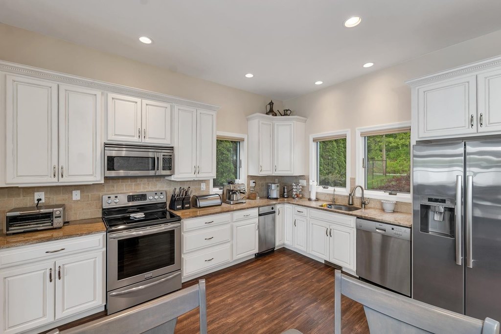 Laconia, New Hampshire, 03246, United States, 5 Bedrooms Bedrooms, ,3 BathroomsBathrooms,Residential,Forsale,1893890