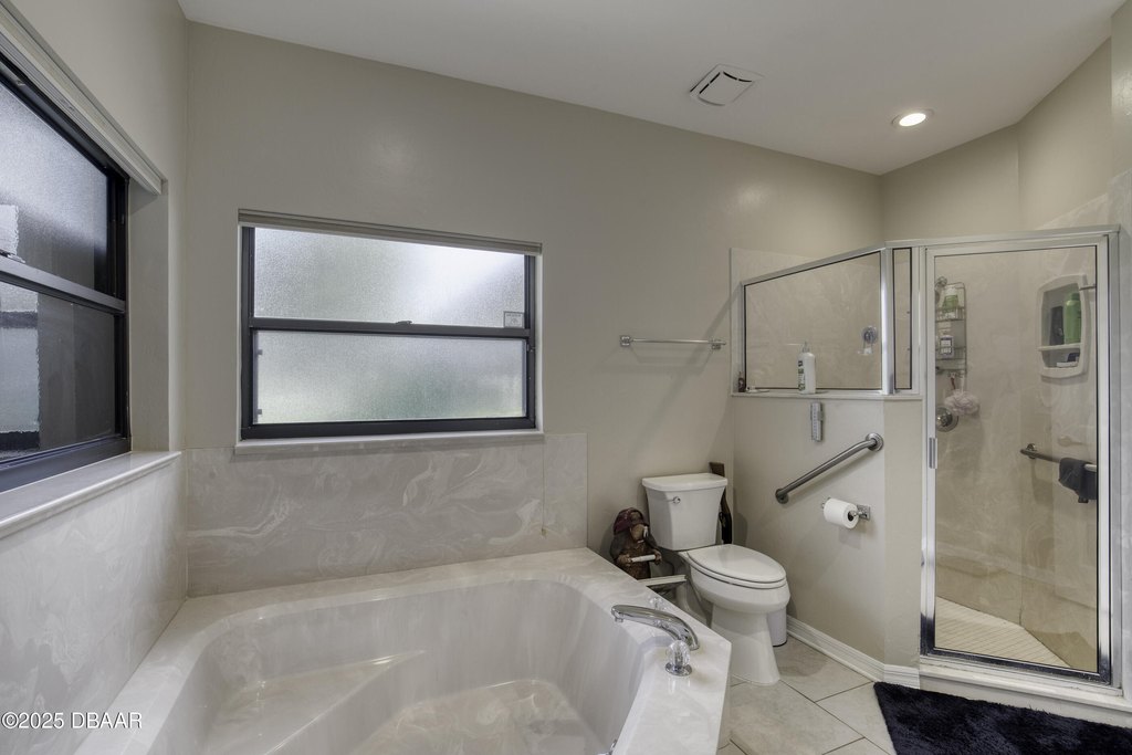 Port Orange, Florida, 32128, United States, 3 Bedrooms Bedrooms, ,2 BathroomsBathrooms,Residential,Forsale,1990147