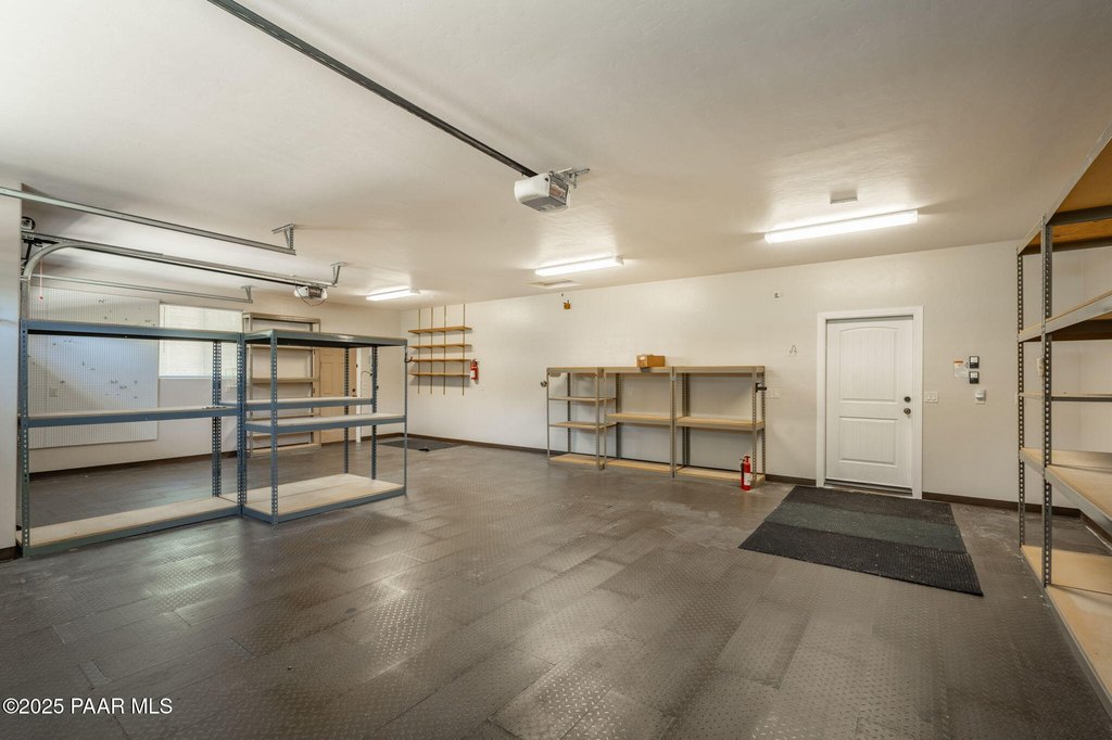 Prescott, Arizona, 86301, United States, 4 Bedrooms Bedrooms, ,3 BathroomsBathrooms,Residential,Forsale,2011232