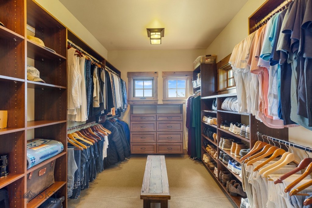 Bozeman, Montana, 59718, United States, 5 Bedrooms Bedrooms, ,4 BathroomsBathrooms,Residential,Forsale,1959682