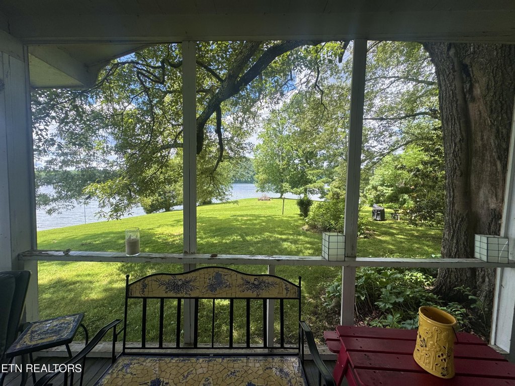 Rockwood, Tennessee, 37854, United States, 3 Bedrooms Bedrooms, ,1 BathroomBathrooms,Residential,Forsale,1893804