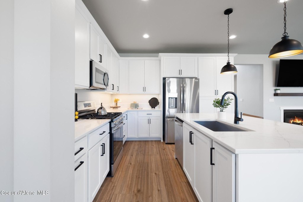 Sandpoint, Idaho, 83864, United States, 4 Bedrooms Bedrooms, ,3.5 BathroomsBathrooms,Residential,Forsale,1946357