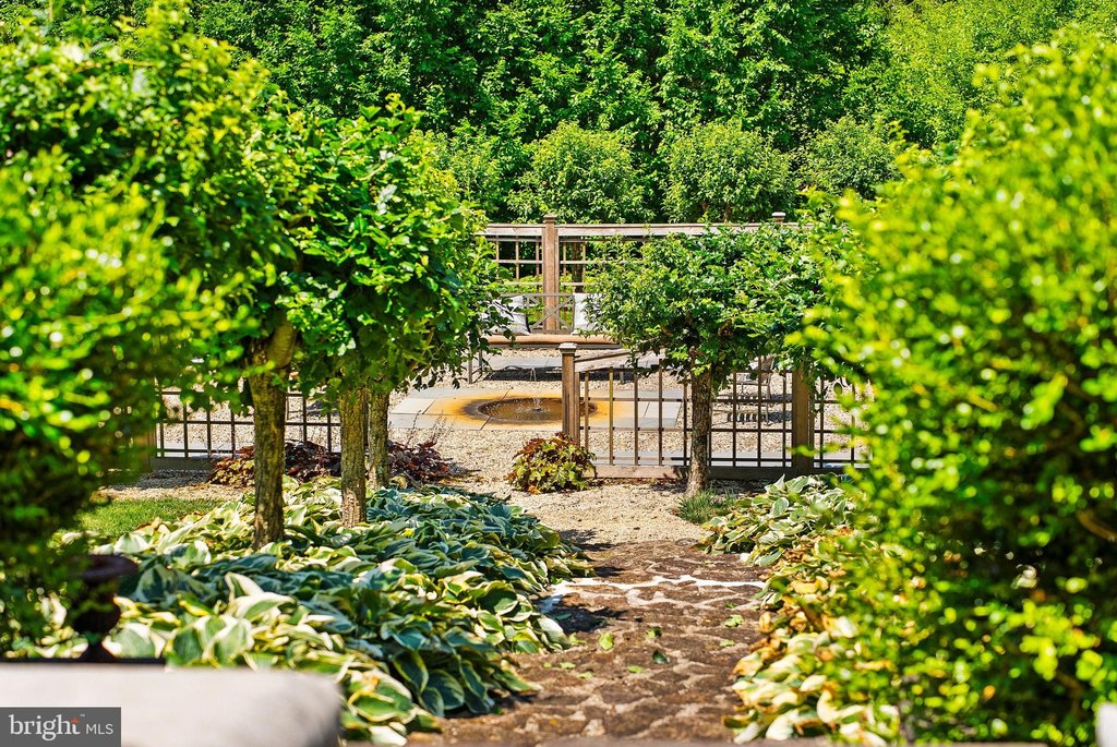 LEBANON, New Jersey, 08833, United States, 4 Bedrooms Bedrooms, ,2.5 BathroomsBathrooms,Residential,Forsale,1929517