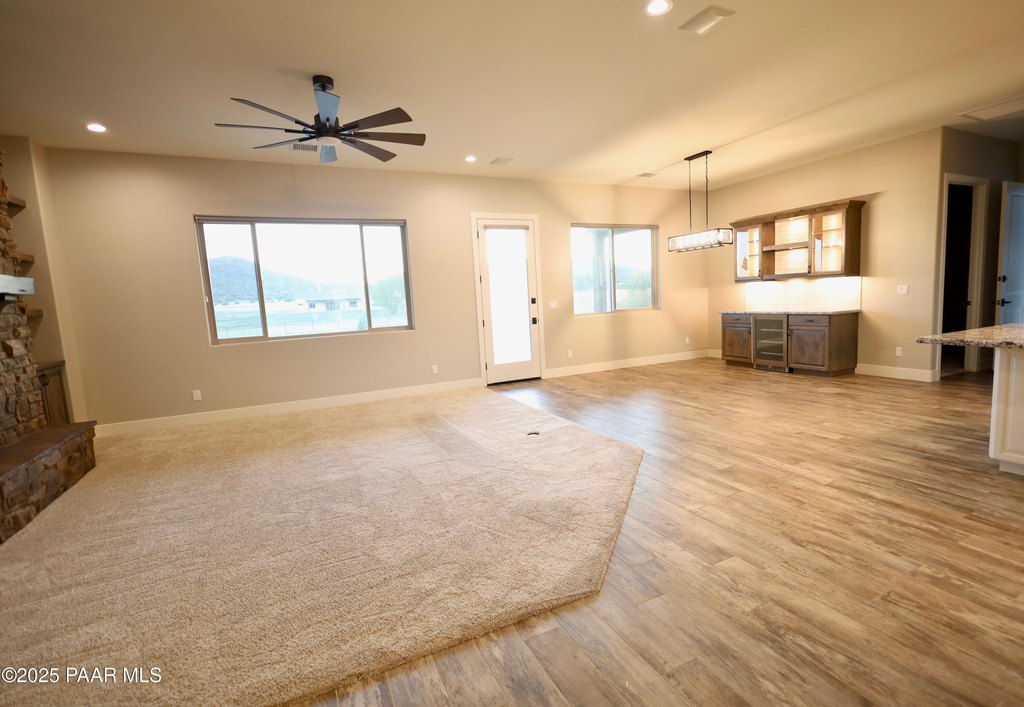 Prescott Valley, Arizona, 86315, United States, 3 Bedrooms Bedrooms, ,2 BathroomsBathrooms,Residential,Forsale,1992678