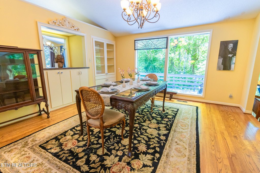 Knoxville, Tennessee, 37919, United States, 4 Bedrooms Bedrooms, ,3.5 BathroomsBathrooms,Residential,Forsale,1893800