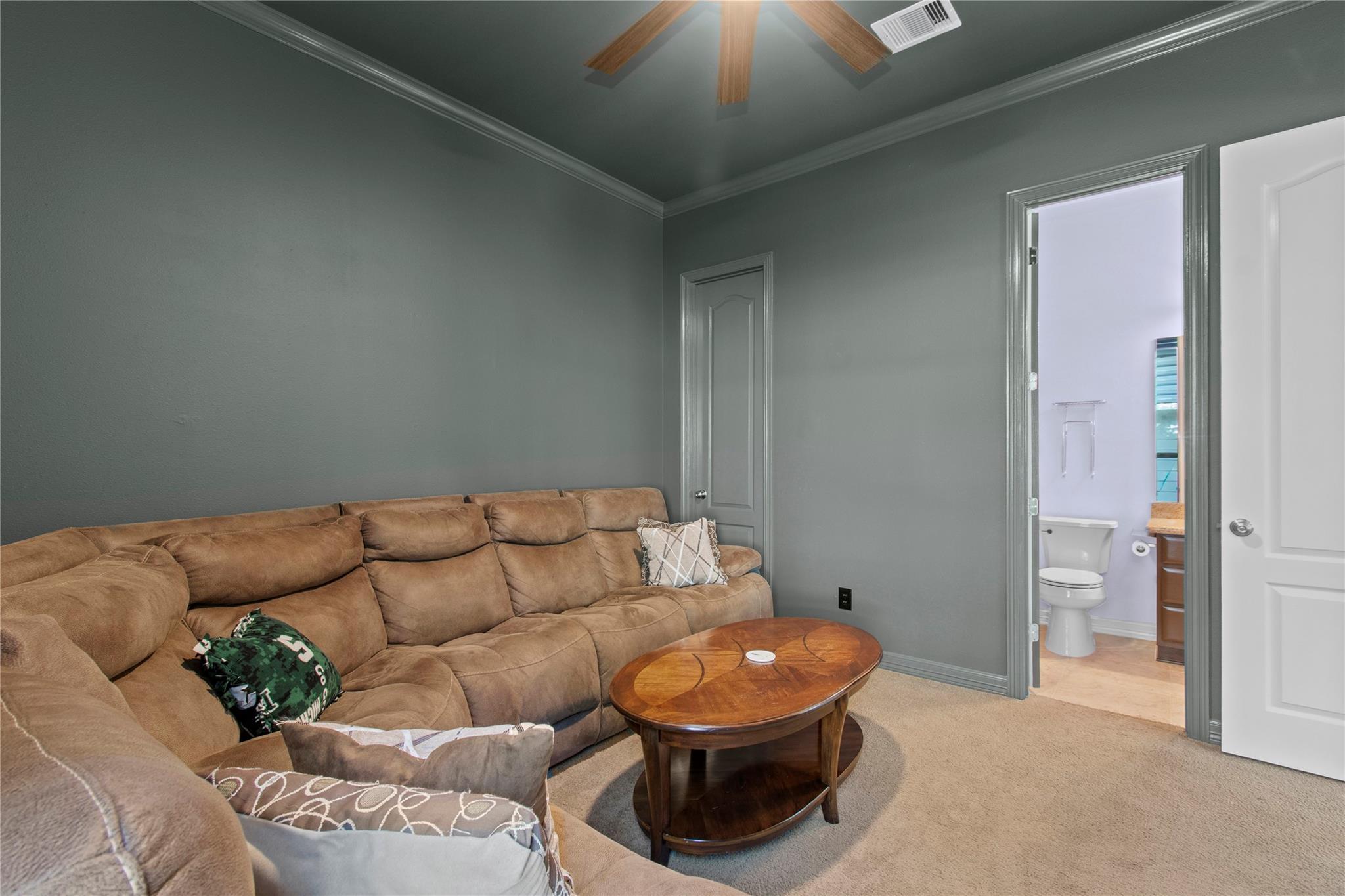 Conroe, Texas, 77302, United States, 4 Bedrooms Bedrooms, ,3 BathroomsBathrooms,Residential,Forsale,2010633