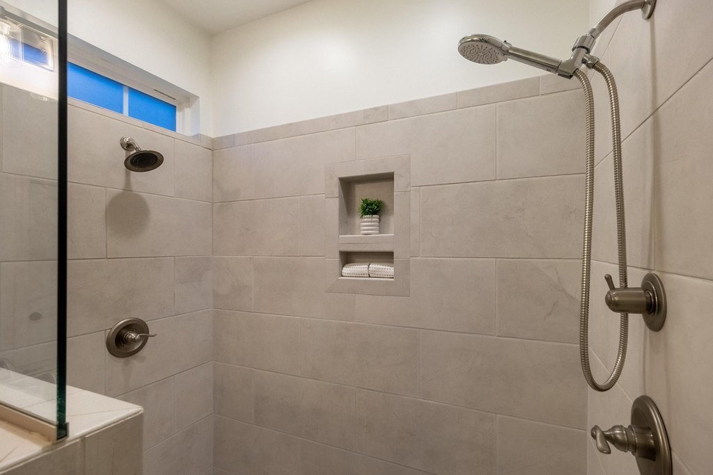 Chattanooga, Tennessee, 37405, United States, 4 Bedrooms Bedrooms, ,3.5 BathroomsBathrooms,Residential,Forsale,2009603