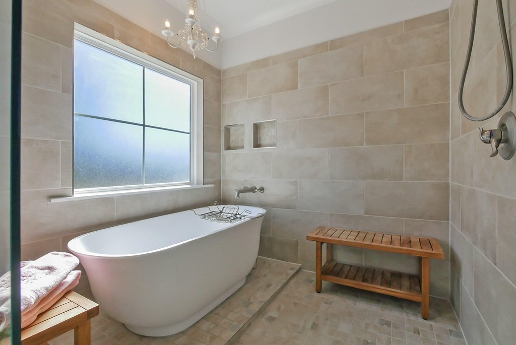 Harrison, Tennessee, 37341, United States, 2 Bedrooms Bedrooms, ,2 BathroomsBathrooms,Residential,Forsale,2011263