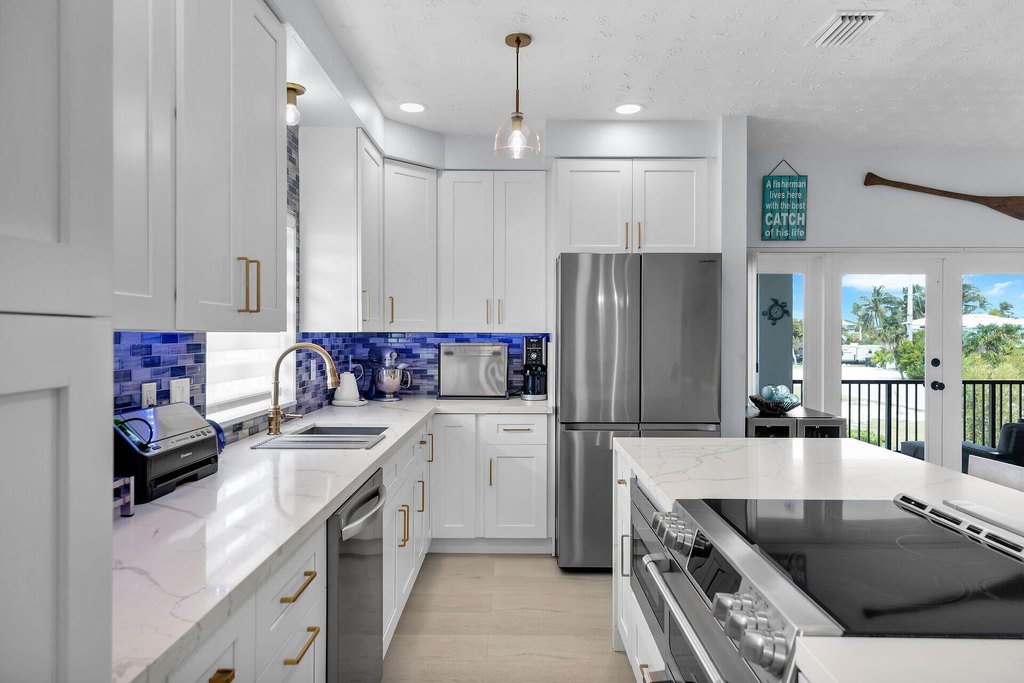 Big Pine Key, Florida, 33043, United States, 3 Bedrooms Bedrooms, ,3 BathroomsBathrooms,Residential,Forsale,1972000